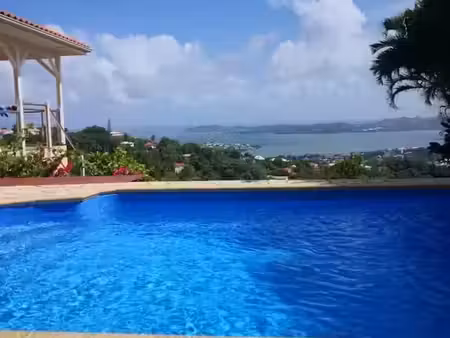 vente villa 6 pièces 139 m² à le robert (97231)  565 000 €
