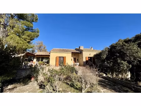 vente maison 5 pièces 185 m² à l'isle-sur-la-sorgue (84800)  998 000 €