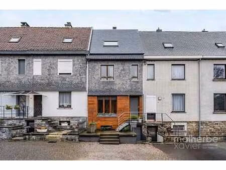 maison de ville avec jardin & toiture neuve