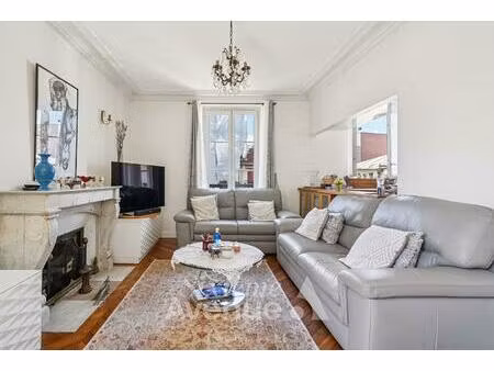 à vendre - appartement de charme dans ancien hôtel particulier - enghien-les-bains - 84.85