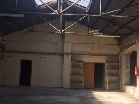 local d'activités à vendre