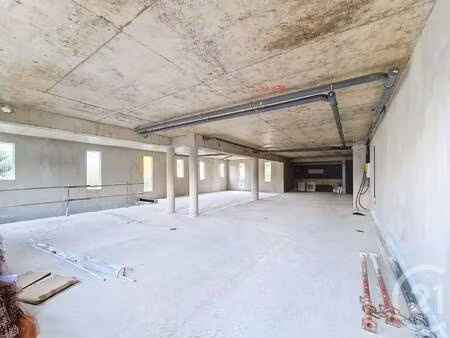 local commercial à vendre