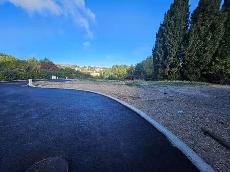 terrain constructible viabilisé à vendre