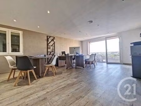 local commercial à vendre