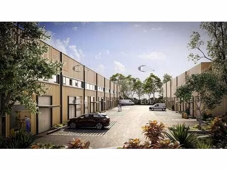 local d'activités à vendre