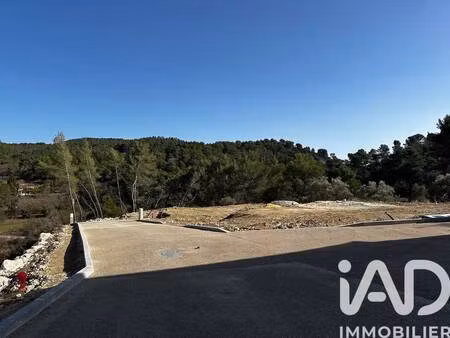 terrain constructible viabilisé à vendre