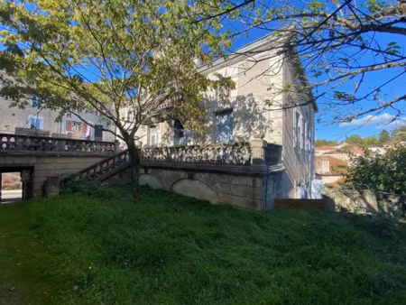 vente appartement 4 pièces 82.4 m² à puy-l'evêque (46700)  87 900 €