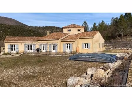 exceptionnelle maison d'architecte au coeur de la vallée du toulourenc
