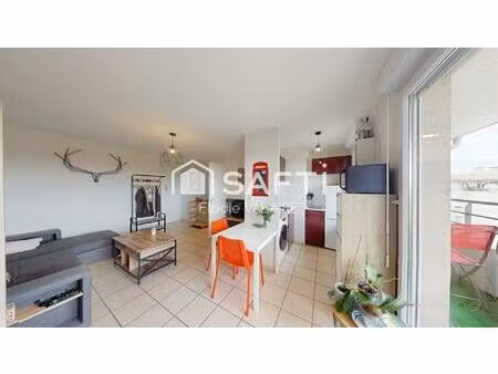 appartement t2 de 37m² dernier étage avec terrasse et vue dégagée