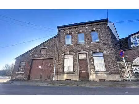 mais 3 fac a renover +/- 160 m² 3ch jard + entrepôt