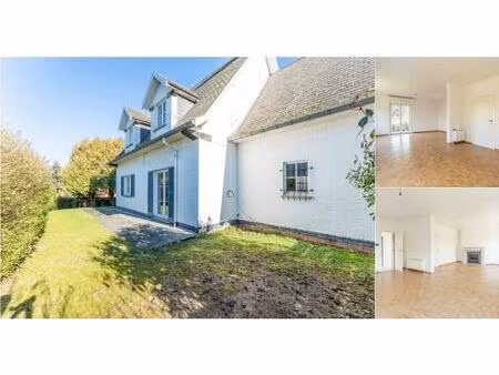 villa à vendre avec garage et terrasse   waterloo (vbd91431)