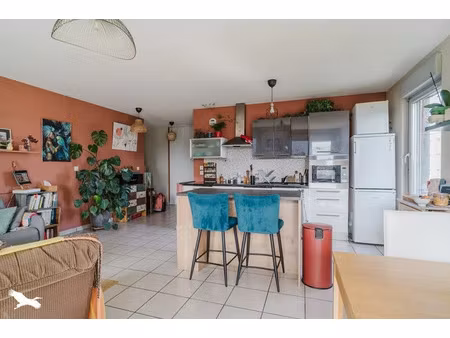 vente appartement 3 pièces 66 m² à vaulx-en-velin (69120)  190 000 €