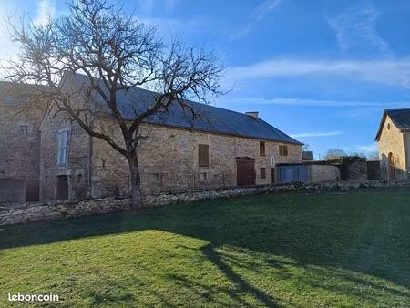 magnifique grange en pierre avec petit logement