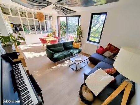 sous-location chambre meublée dans maison avec jardin quartier fer à cheval