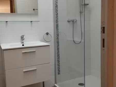 t2 à louer à châteaurenard 13160