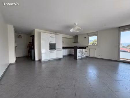 t3 - 72m² - coup de cœur à saint-ismier - vue panoramique sur les massifs