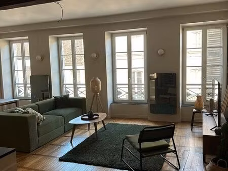 location - beaune centre - t2 - 82m²