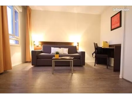 studio 1 pièce 20 m²