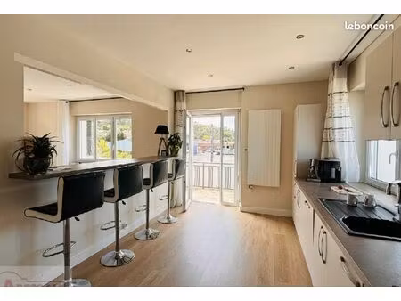 grand t4 92 m² – balcon + parking – 1er étage maison