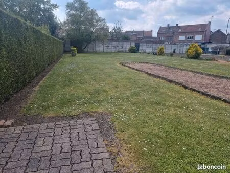 maison avec jardin 1700m2