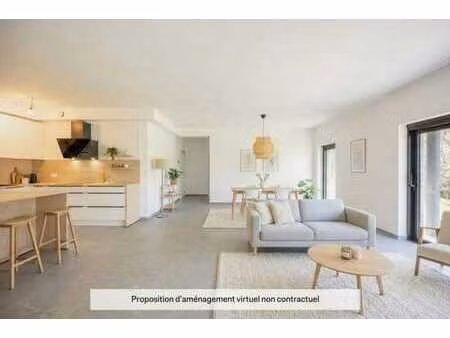 superbe rez-de-chaussée neuf avec jardin