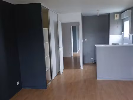 t2 langueux centre 42m2