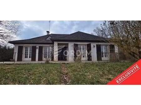 maison 4 pièces 215 m²