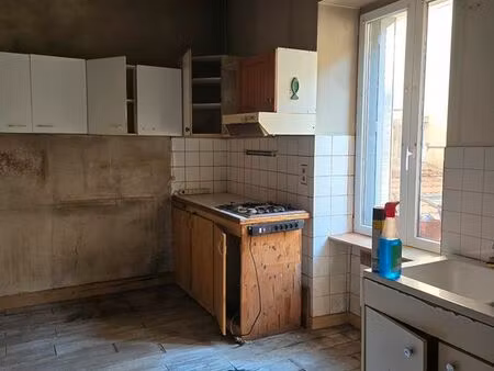 t2 en face de la gare