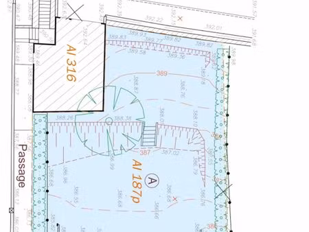terrain constructible en plein centre-ville