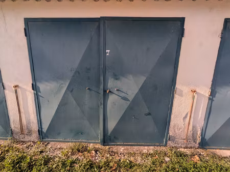 garage en location à pont-saint-esprit avec vallet immobilie