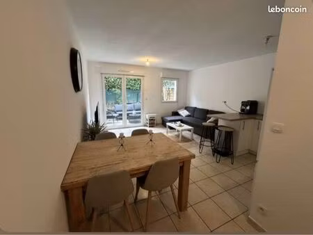 maison jumelée avec jardinet