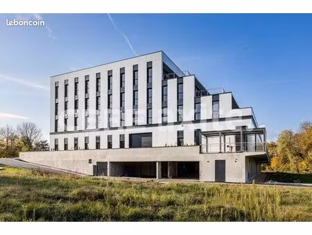 bureaux 142 m² ferney voltaire
