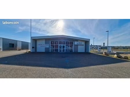 local commercial à louer