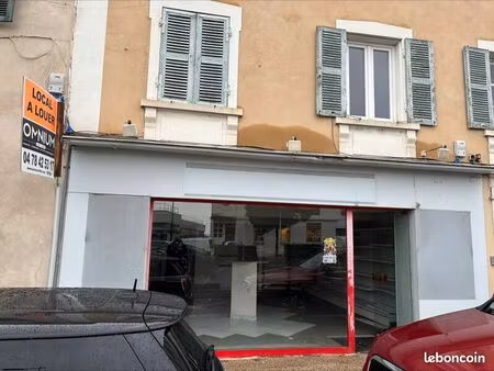local commercial 87 m²