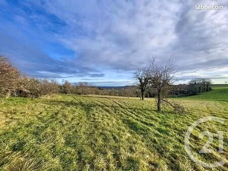maison 8 pièces 80 m²