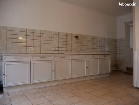 maison a louer a souvigny