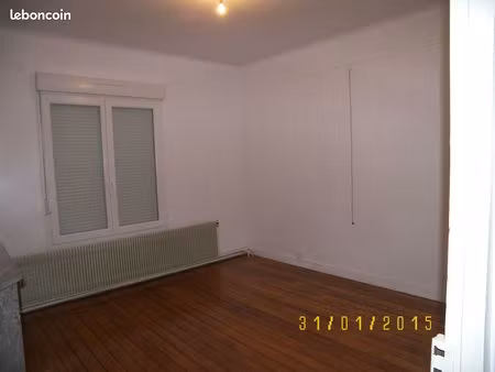 maison 125 m2 avec cour et jardin clos