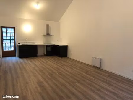 beau t4 de 88 m2 avec jardin et terrasse collective