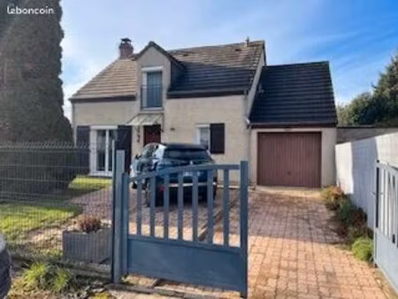 maison 4 pièces 90 m²