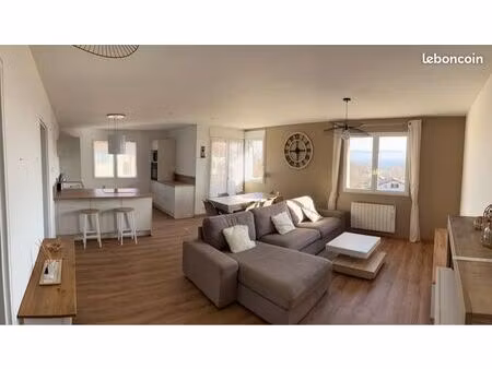 superbe t4 meublé – 82 m² – 3 chambres – balcon  vue montagnes  parking - proche cern