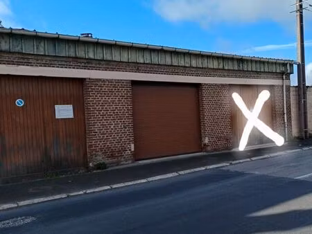 vends garages en lot ou à l'unité