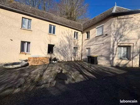 maison 2 pièces 450 m²