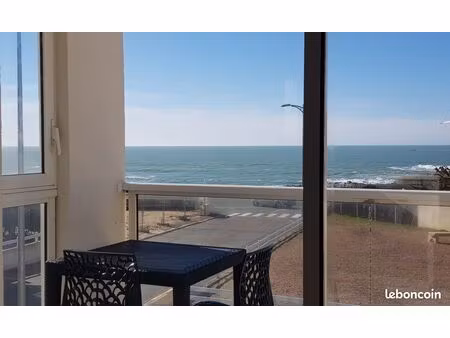 2 pièces meublé vue mer