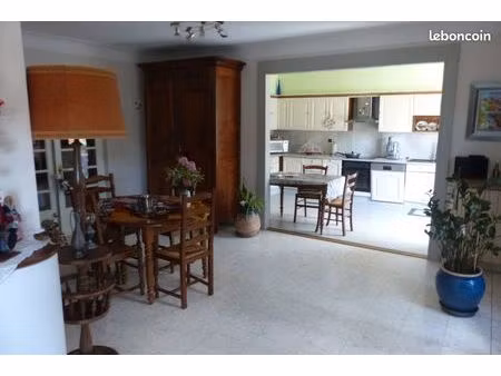 local commercial et appartement
