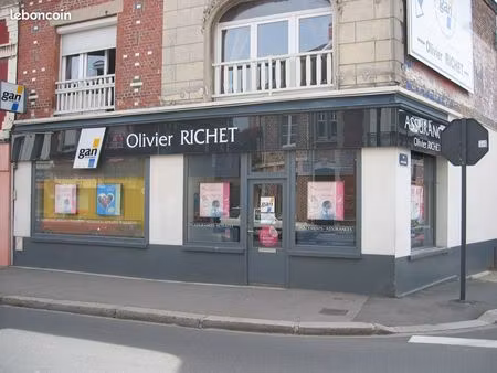 location local commercial