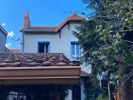 charmante maison de ville à vichy