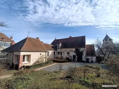 maison 7 pièces 217 m²