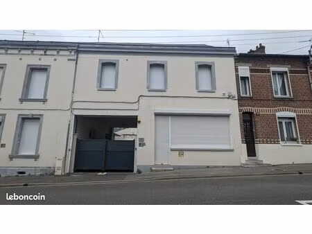 loue local sur rue rénové