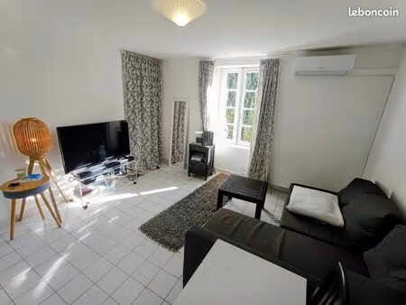 t2 meublé avec jardin collectif