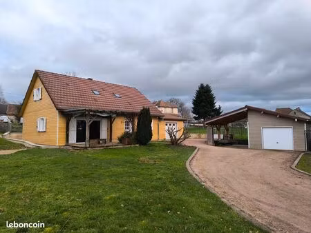maison familiale avec jardin à molles (03300)